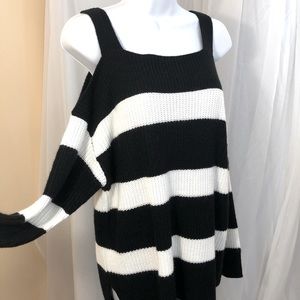 New York & Company Black/ White off she shoulder sweater Size M